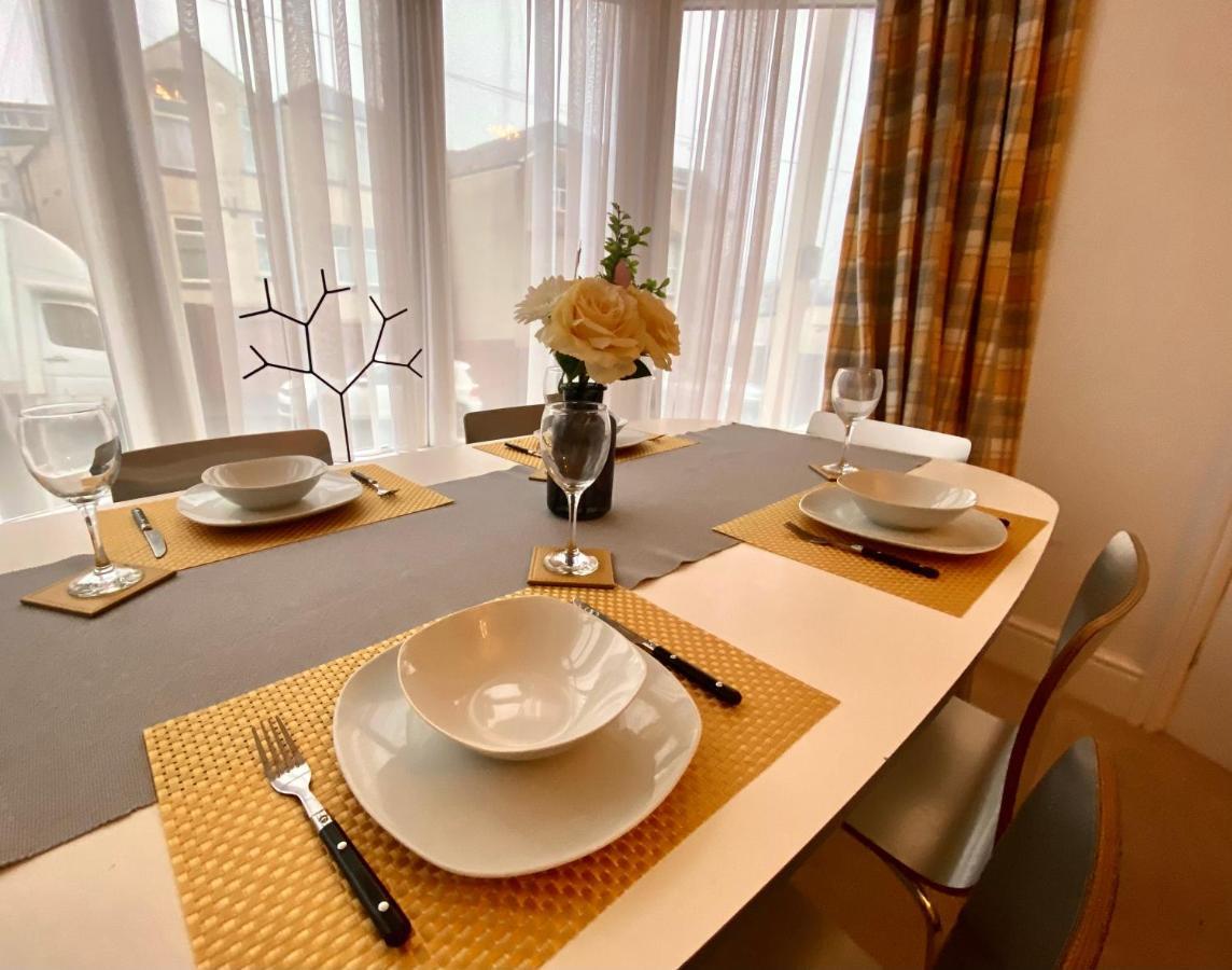 Blackpool Abode - The Buttercup Suite 외부 사진